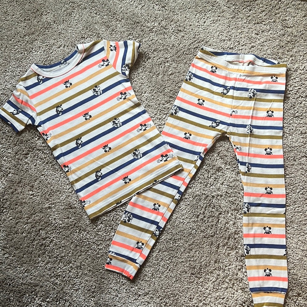 GAP kids Disney Mickey Mouse pajamas